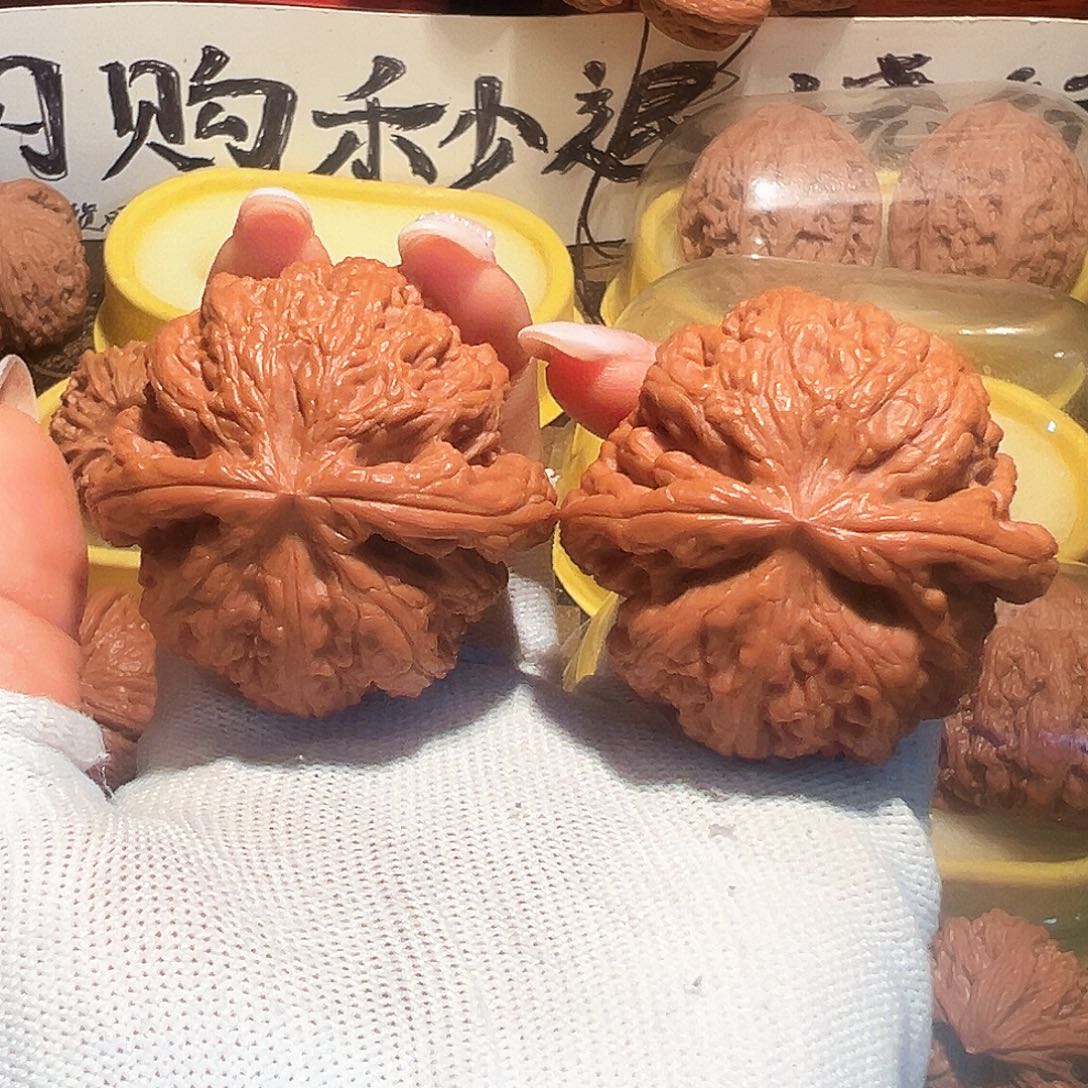 天***业桃核吊坠48+全品大粗筋