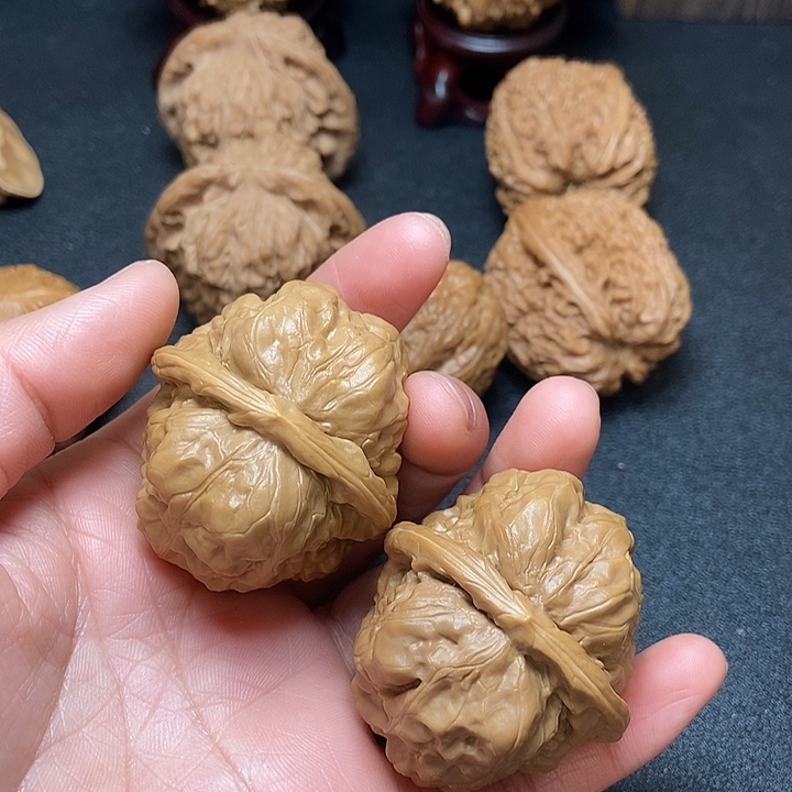 ****_木质类狮子头。蛤蟆