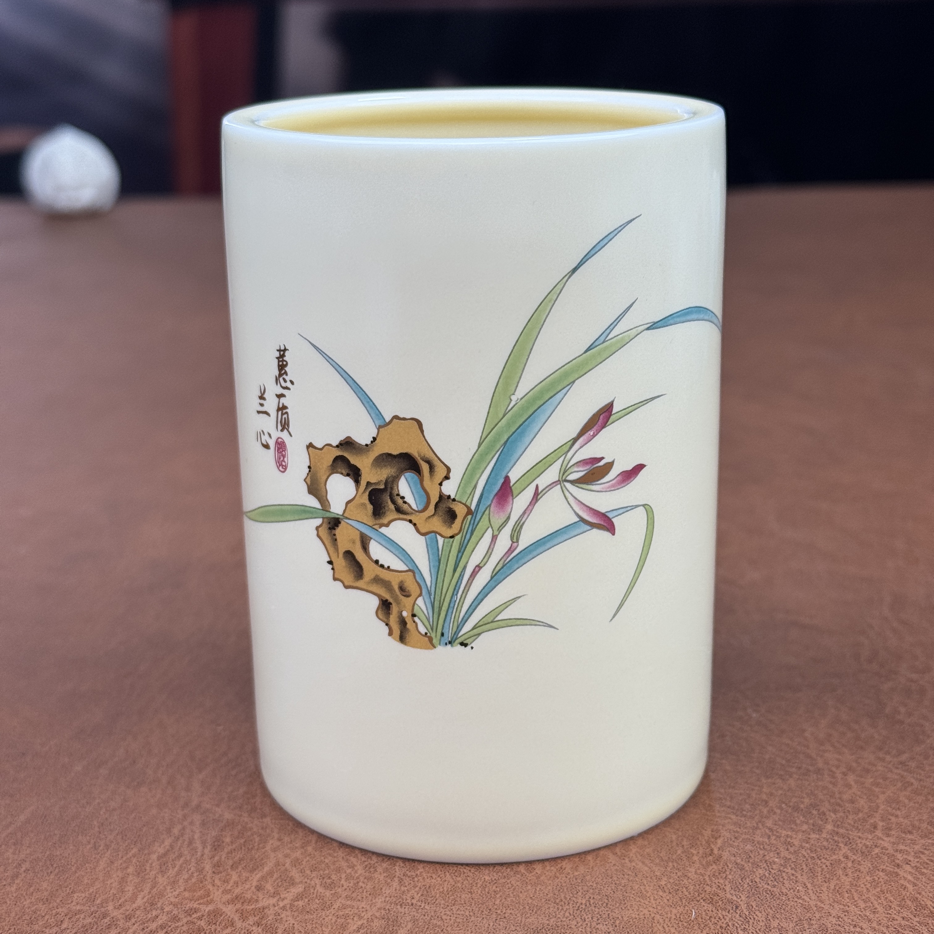蕙质兰心 笔筒H130