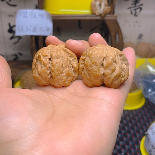不***急吊坠文玩核桃金蟾