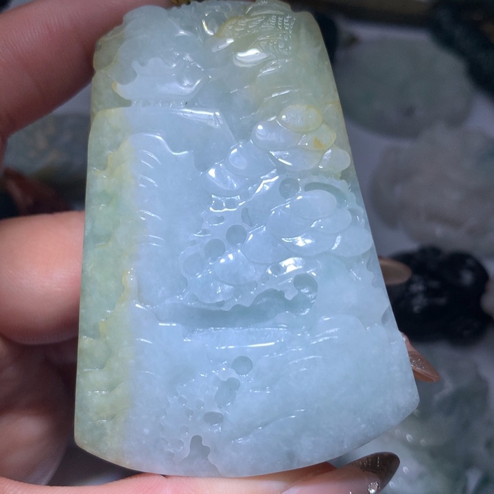 翡翠未镶嵌颈饰保真天然A货翡翠
