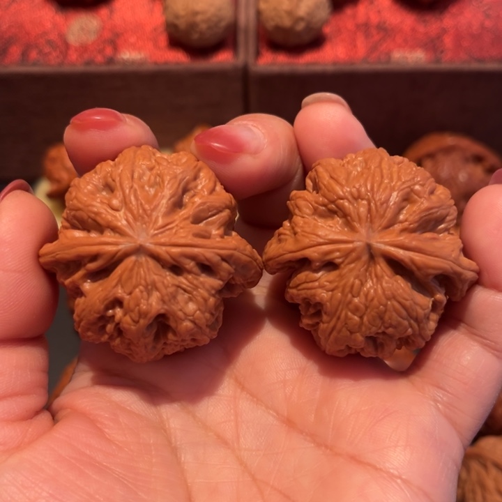 文玩核桃吊坠平谷大粗筋