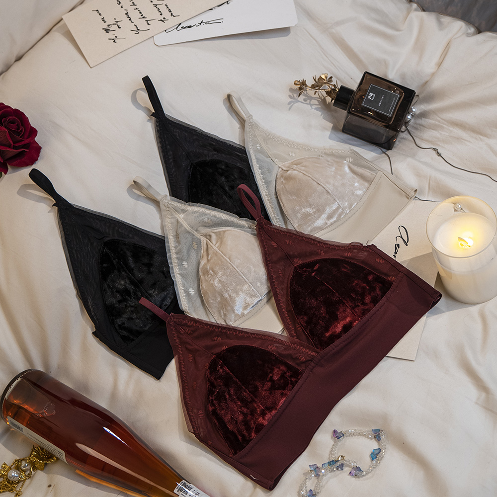 语萱娜【90-220斤】法式蕾丝性感聚拢固定杯大码内衣女AXMB537