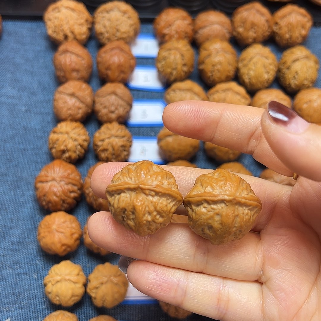 吊坠文玩核桃小钱袋27尺全品无修