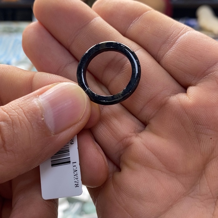 翡翠戒指未镶嵌翡翠戒指未镶嵌