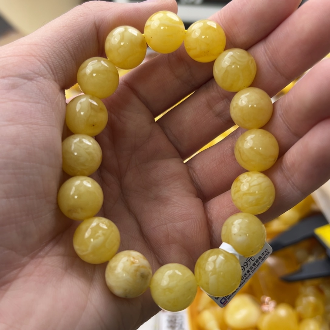 琥珀珠宝奇石未镶嵌