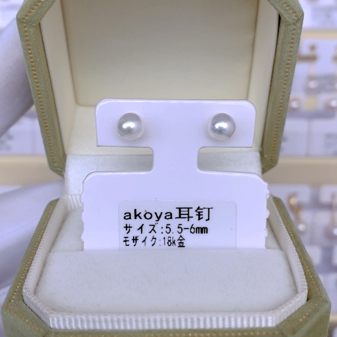海水珍珠耳饰18K金镶嵌