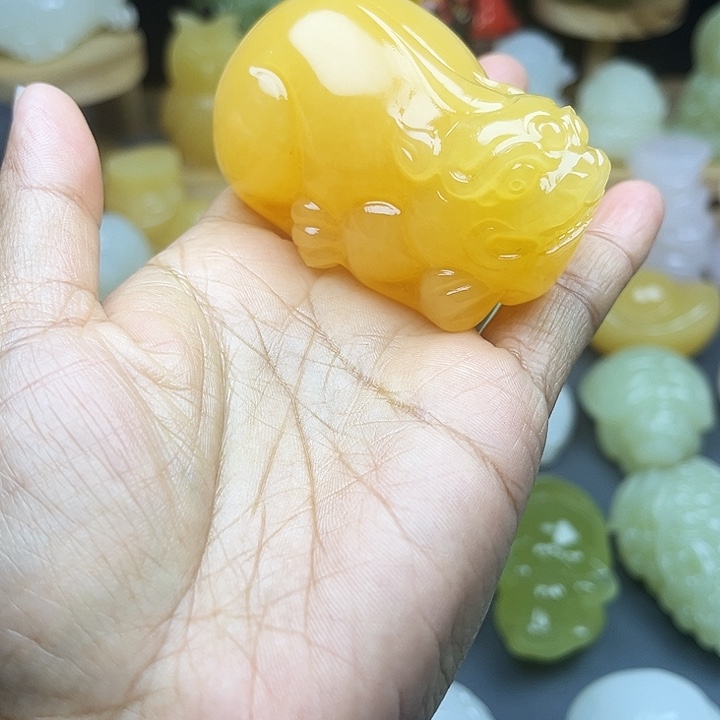 玉石雕刻品碧玺（处理）务*
