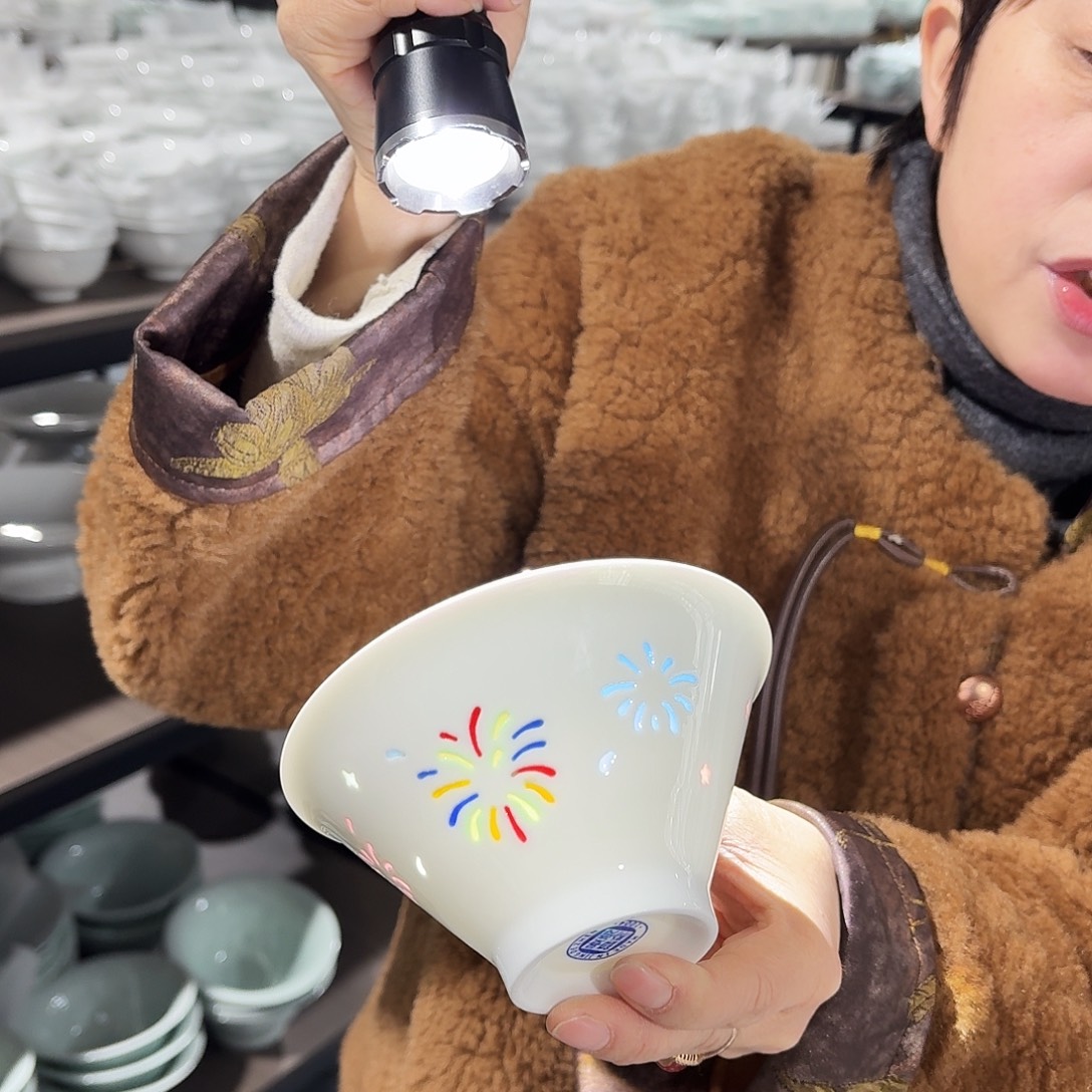 碗景德镇陶瓷七彩玲珑米饭碗二个