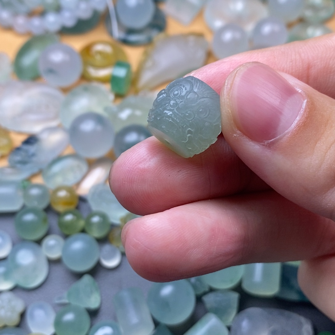 定制翡翠未镶嵌珠子