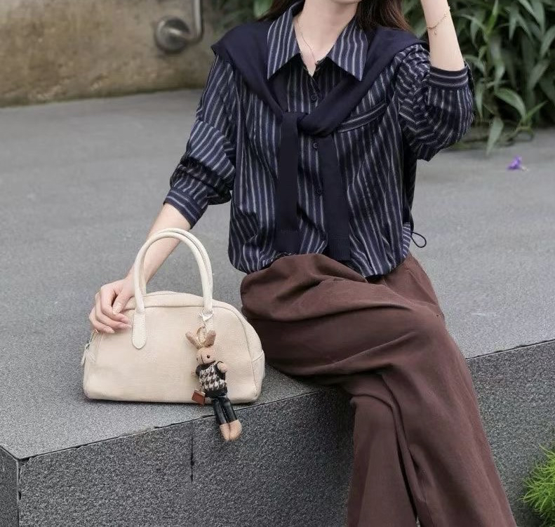 秋季女款翻领显瘦减龄百搭洋气时尚衬衫上衣