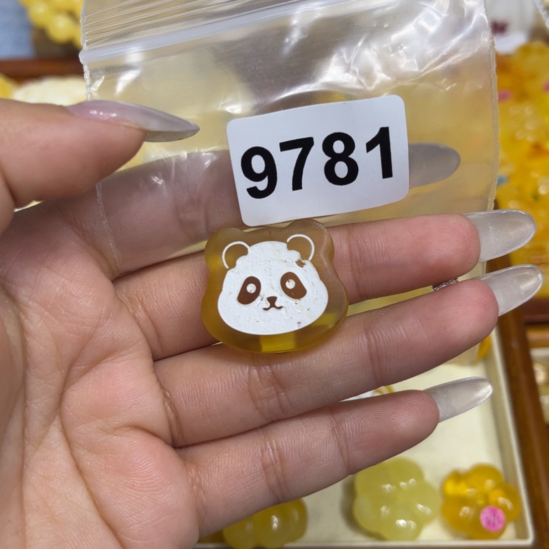 琥珀珠宝奇石未镶嵌