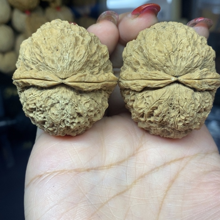 吊坠文玩核桃23麒麟狮子头铁绣球