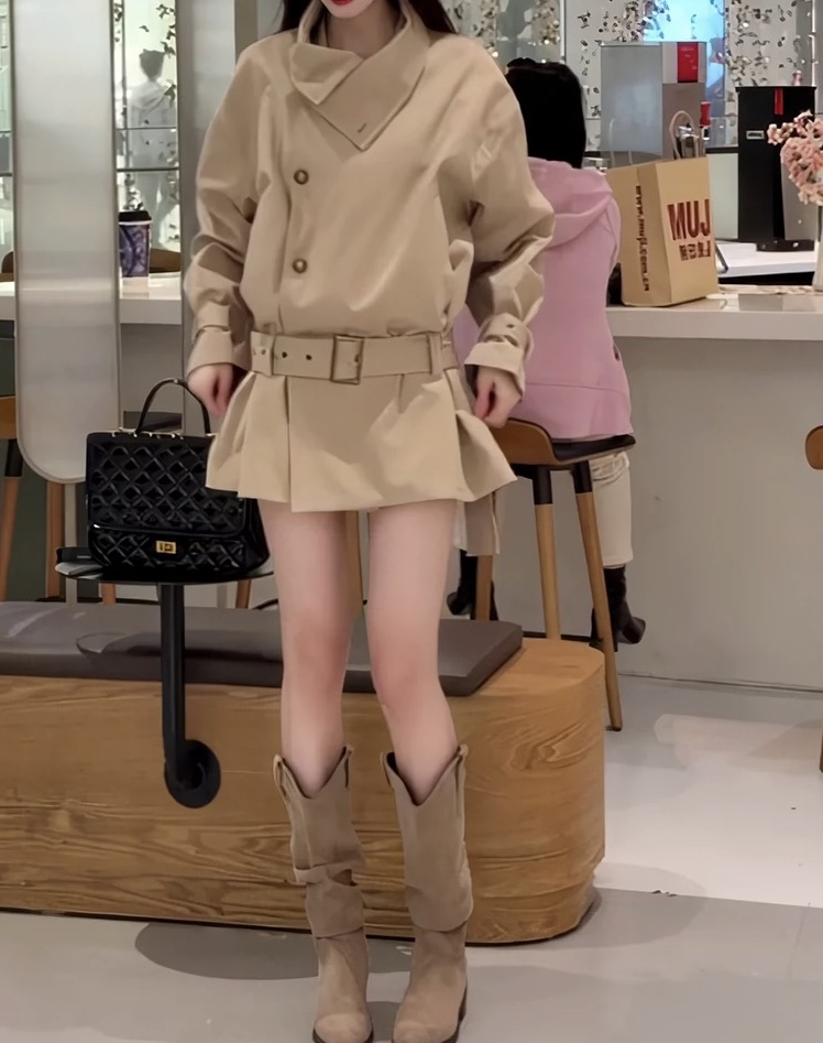 短款风衣女小个子卡其色立领春秋季新款收腰英伦风宽松外套连衣裙