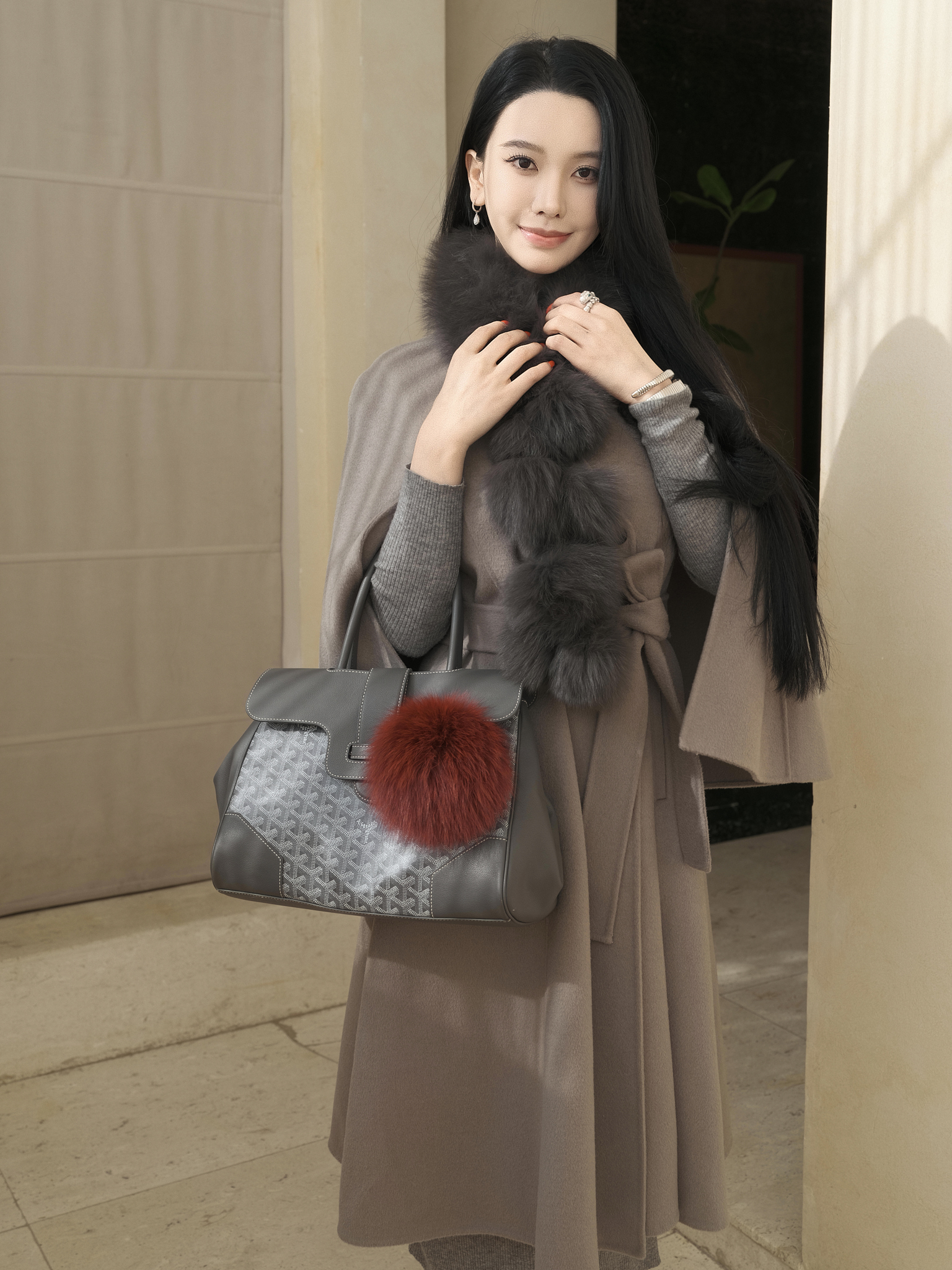 孙智惠zs「雪精灵」2025秋冬新款球形蓬松保暖贵气狐狸毛围脖