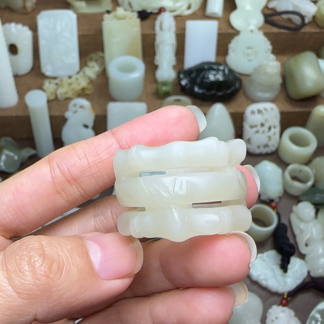 和田玉挂件未镶嵌扳指22