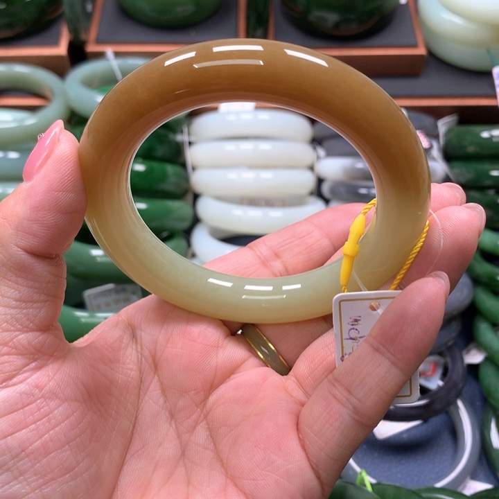 【闪购商品】未镶嵌手镯和田玉19