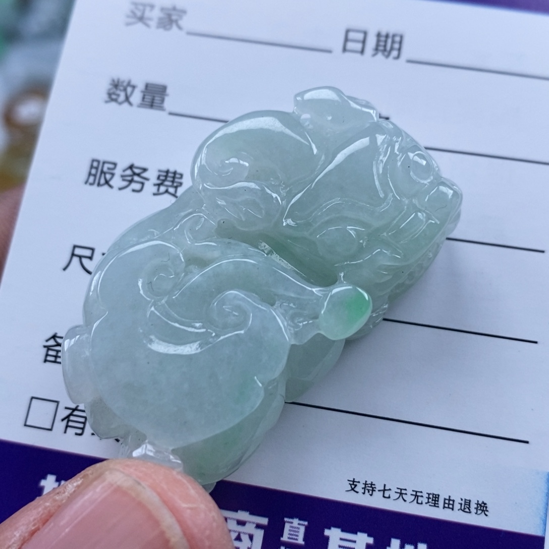 翡翠未镶嵌颈饰多人把我貔貅吊坠