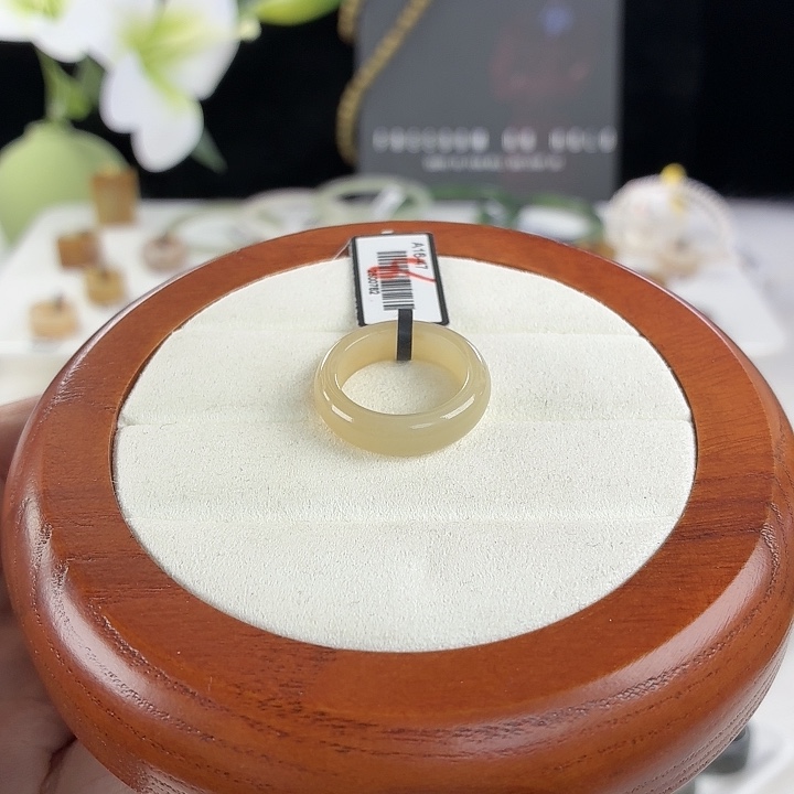 和田玉（糖玉）未镶嵌戒指i6浅糖轮胎16.4不退换