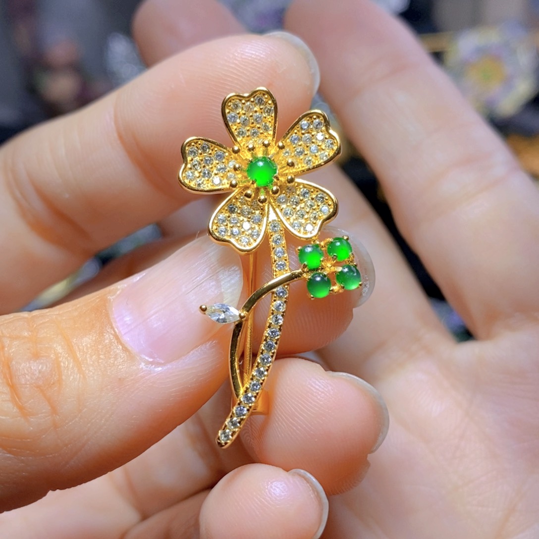翡翠耳钉银S925镶嵌天然翡翠