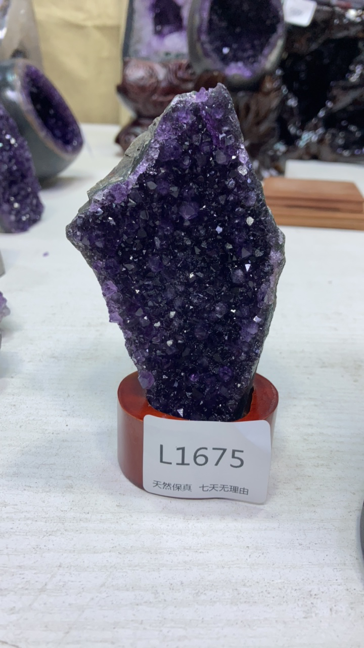 天然水晶摆件1675