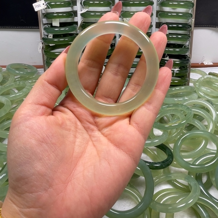 *****岫玉未镶嵌手镯天然岫玉手镯