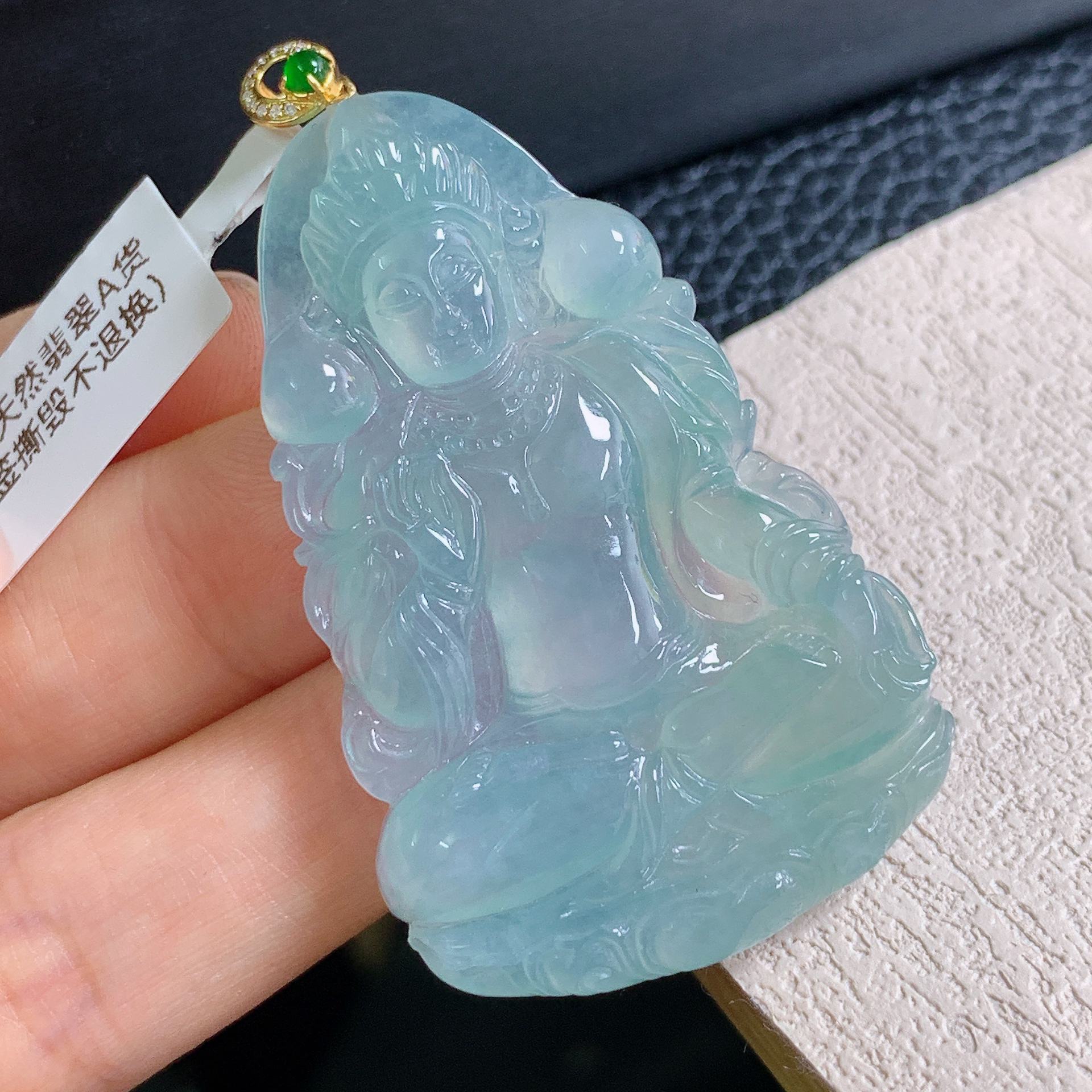天然缅甸A货翡翠冰种蓝底度母观音镶嵌18k揭阳精品翡翠吊坠高档