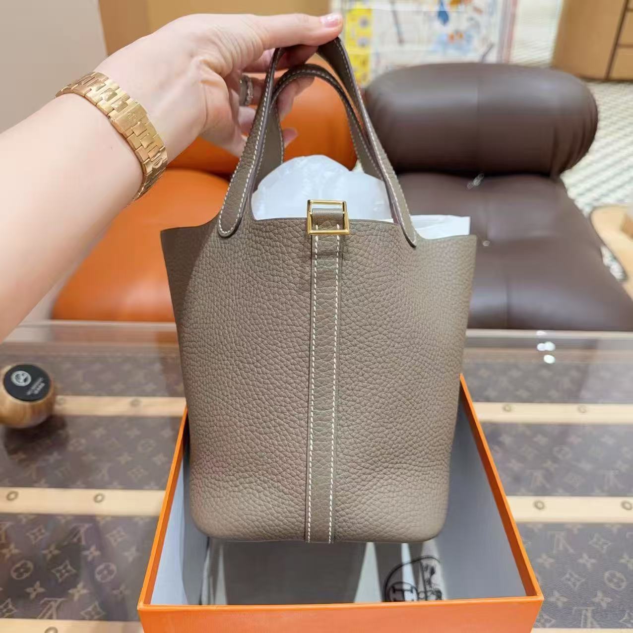 未使用 Hermes/爱马仕 菜篮子水桶18 全新大象灰金扣  Tc皮  K 刻