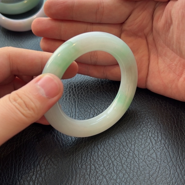 定制翡翠55圆条未镶嵌