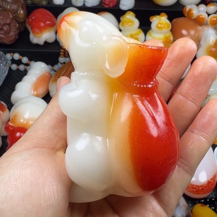 新疆戈壁五彩石金丝