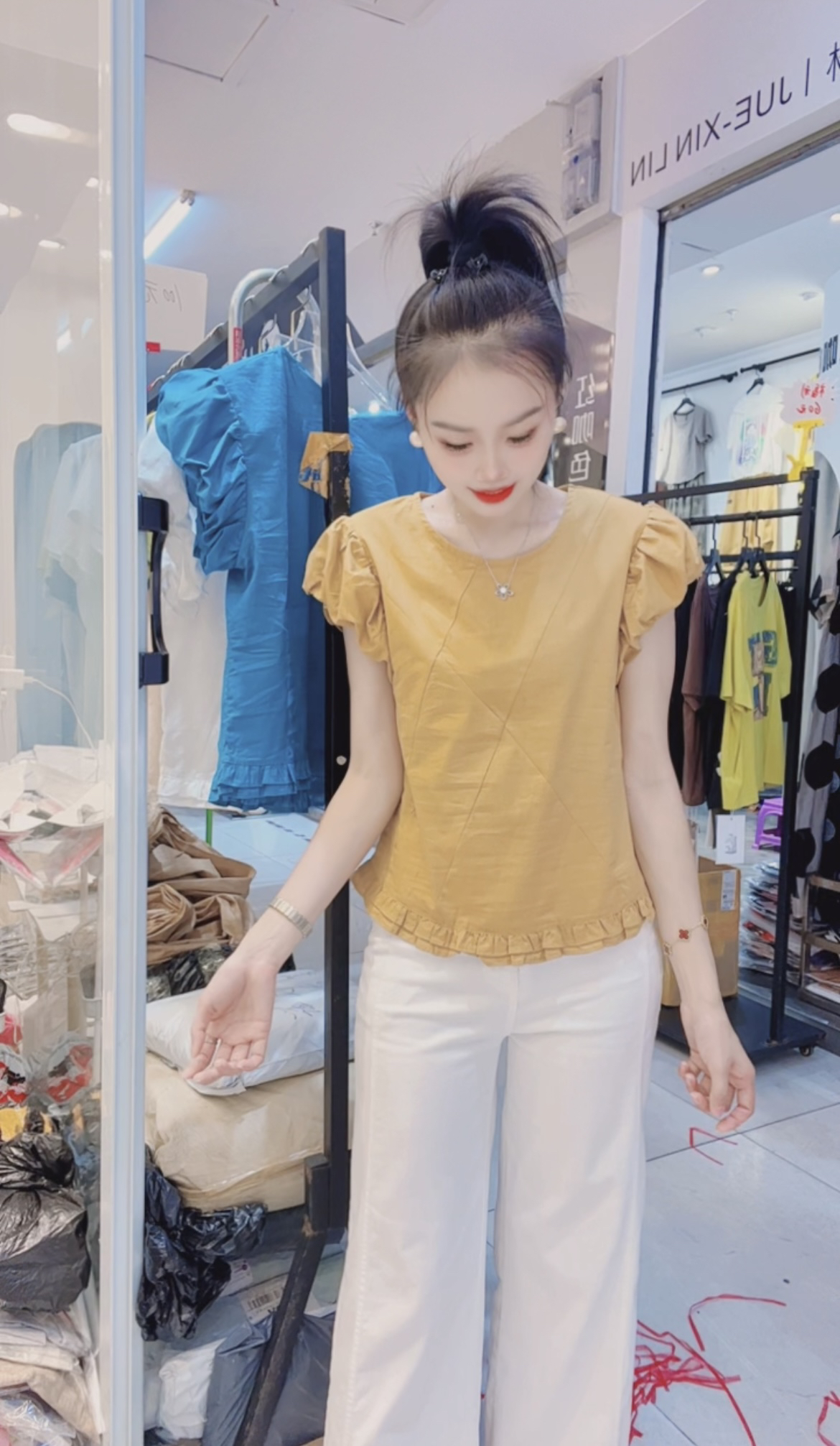 【小玉】新款时尚潮流韩版小飞袖百搭女士上衣