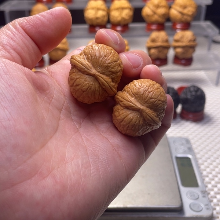 文玩核桃把件10粗筋小铁锤