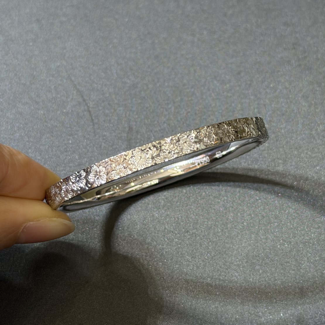 铂金Pt950正圆闭口樱花碎冰冰手镯大气年轻时尚精致19.7