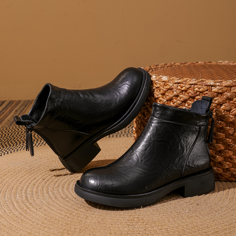 黑色圆头女靴马丁靴防水台休闲防滑黑色皮靴女鞋2251