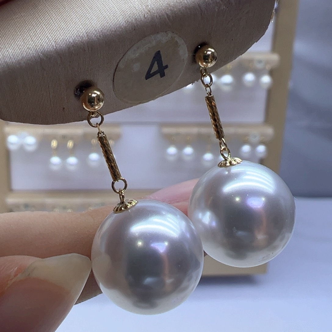 18K金镶嵌淡水珍珠耳饰