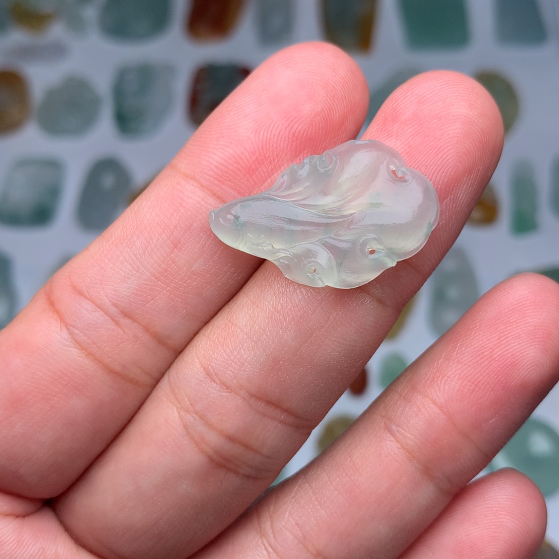 定制翡翠未镶嵌鱼