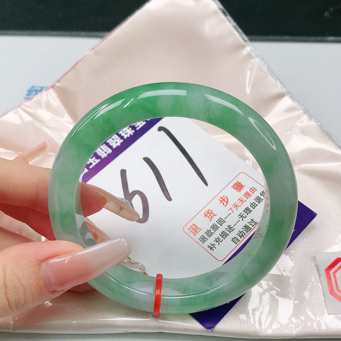 未镶嵌手镯翡翠翡翠手镯