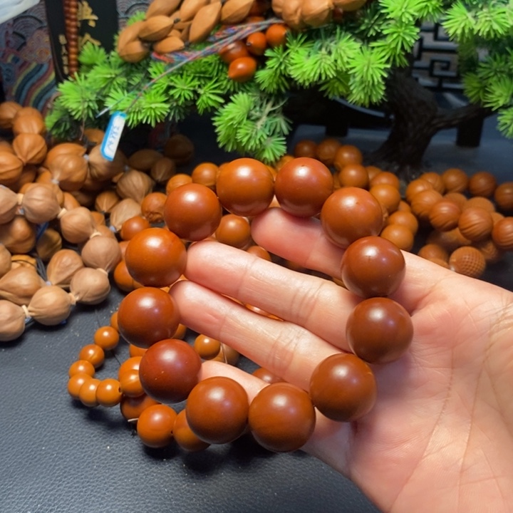 橄榄核手串1.95树王光珠