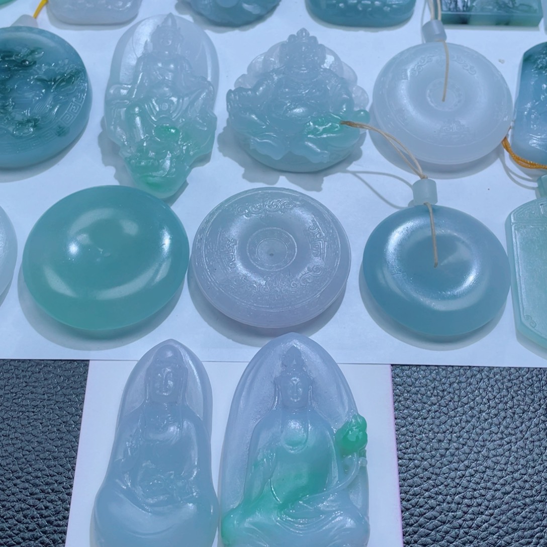 定制翡翠未镶嵌定制链接