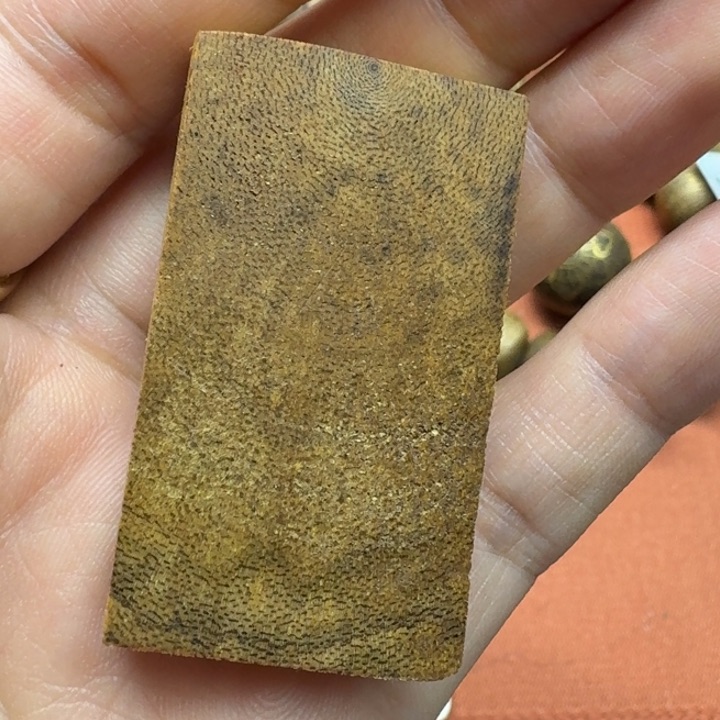 大叶紫檀（黑酸枝木类）