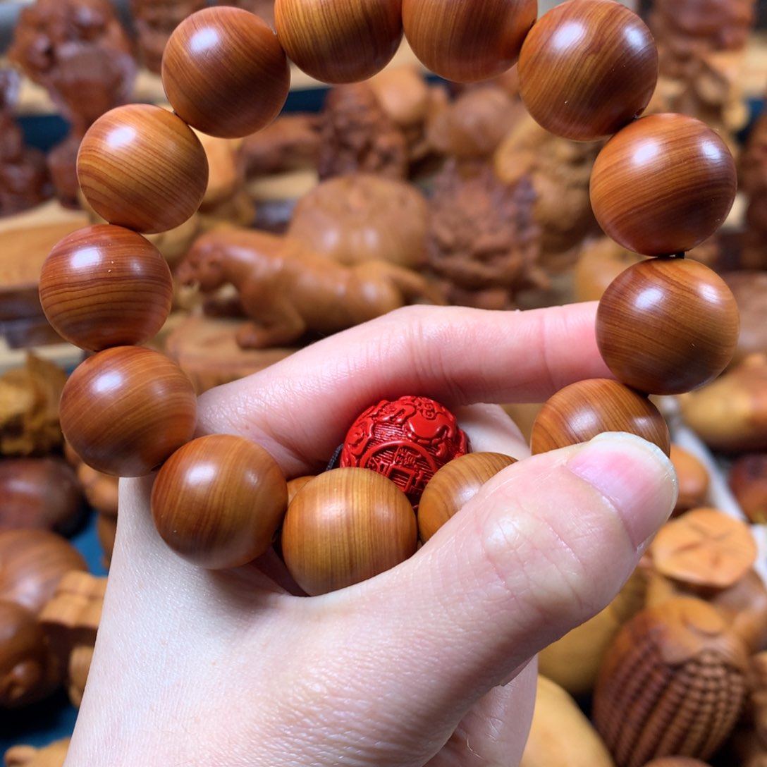 柏木（崖柏）~****^1.8素串加一颗红