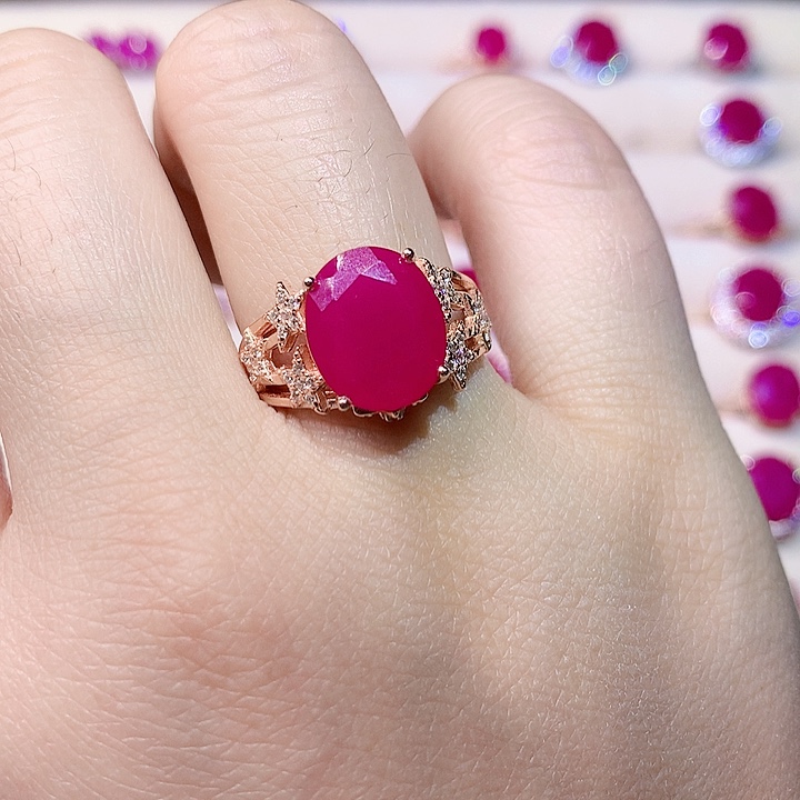 红宝石戒指银S925镶嵌z****o
