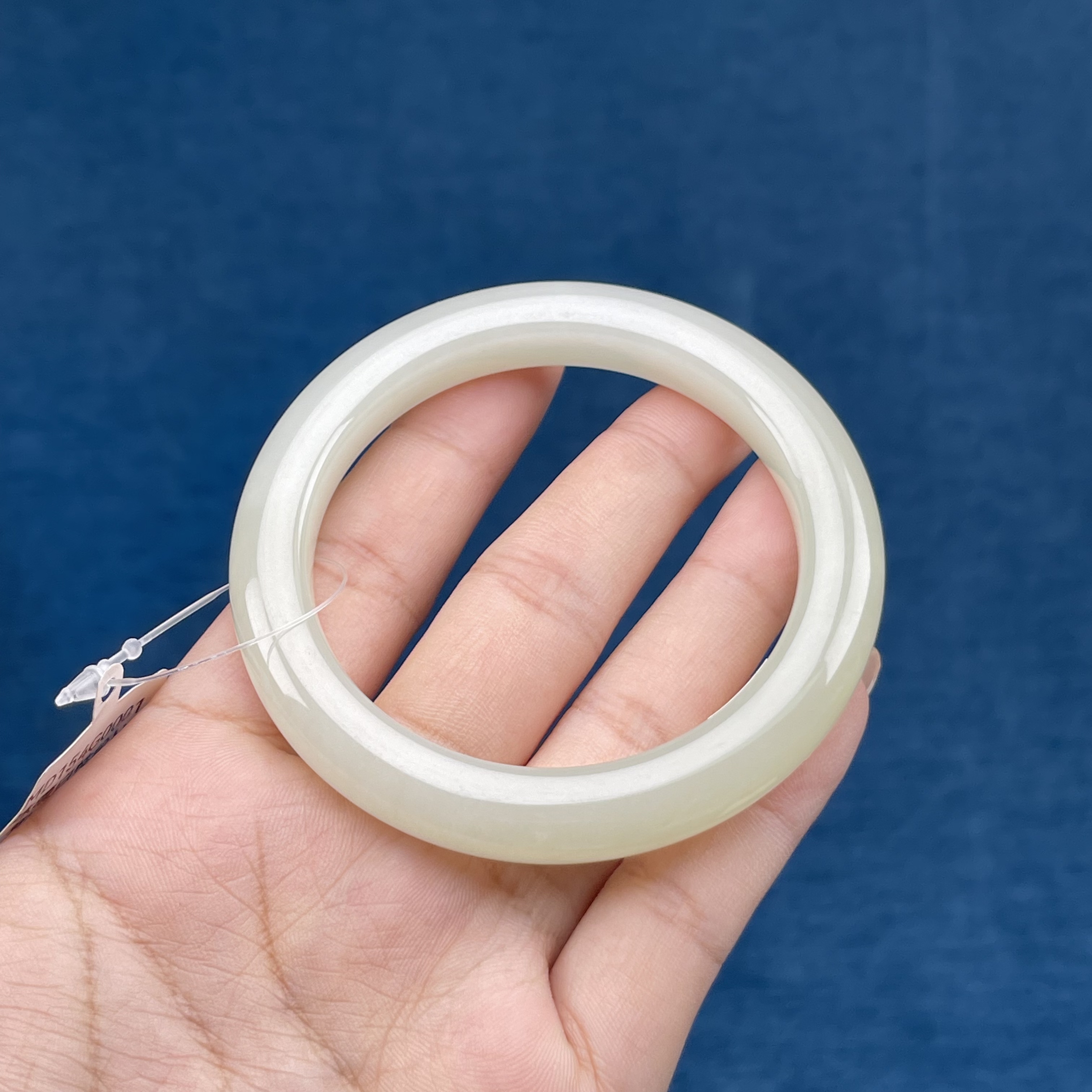 SZ106和田玉晴水手镯O 58.1圈口