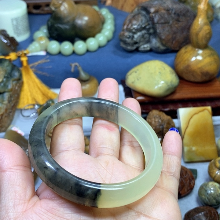 蛇纹石玉岫玉59.5 口未镶嵌