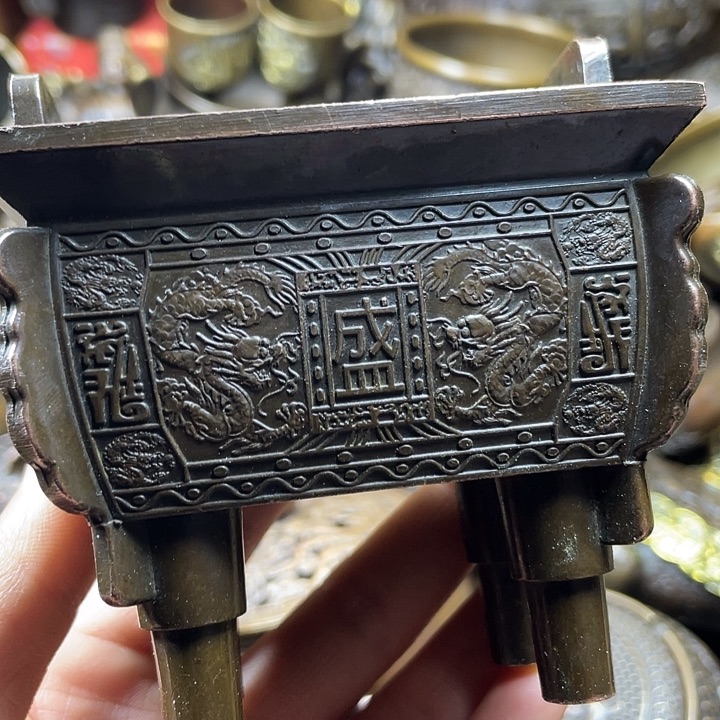 全是铜铜铜器铜器