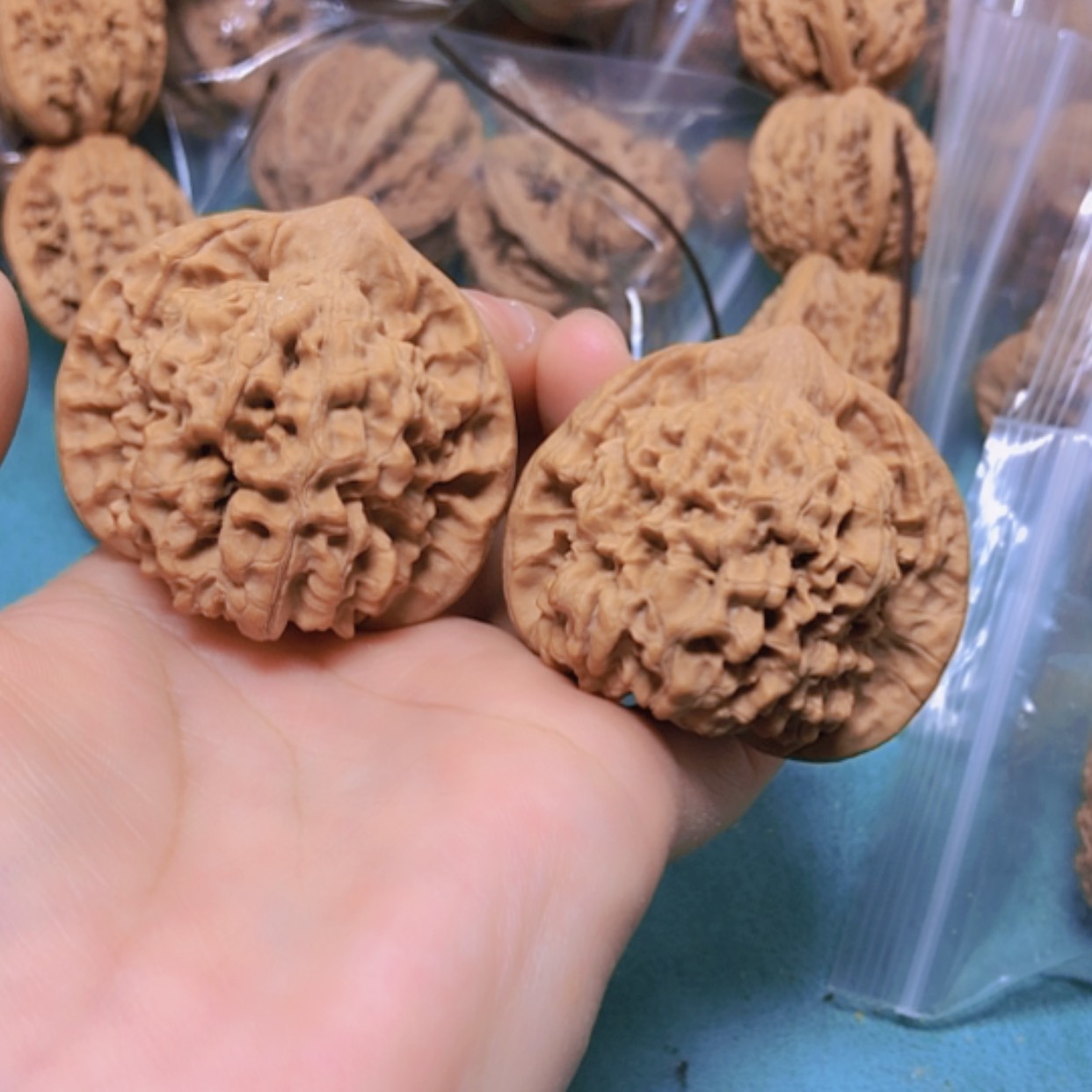 【闪购商品】把件核桃47官帽修尖