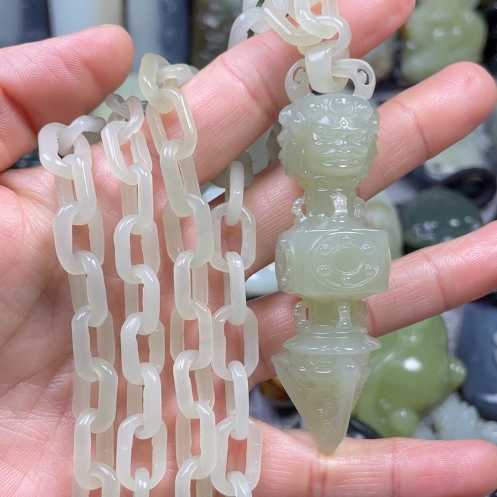 和田玉未镶嵌挂件