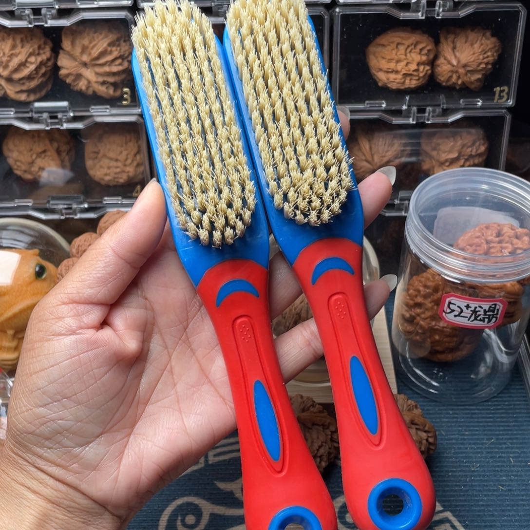 文玩核桃把件2把文玩核桃刷