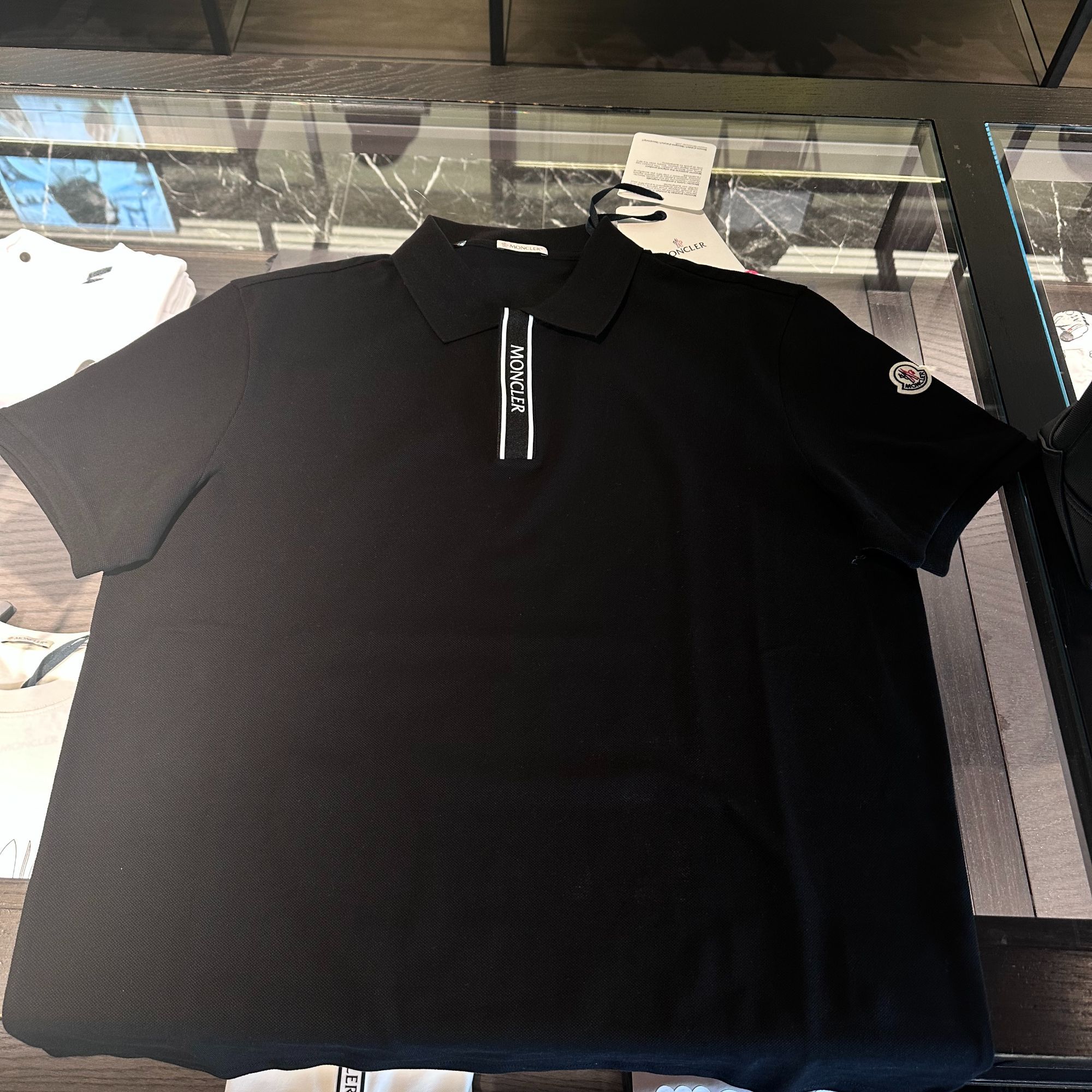 【方总专属】Moncler盟可睐男款黑/白色字母休闲短袖Polo衫 8A000