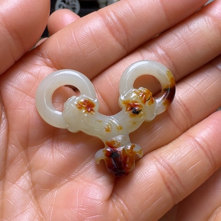 和田玉（糖玉）挂件未镶嵌